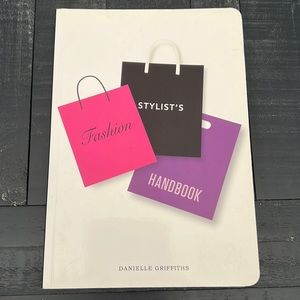 Fashion Stylist’s Handbook